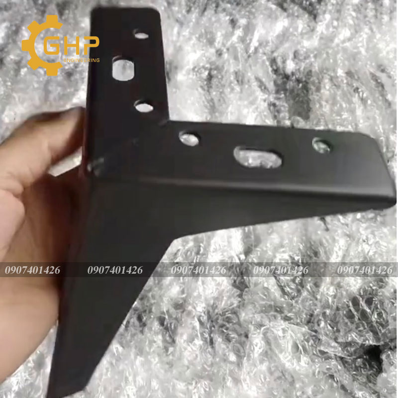 Chân ghế sofa ba cạnh góc vuông 15cm-đen